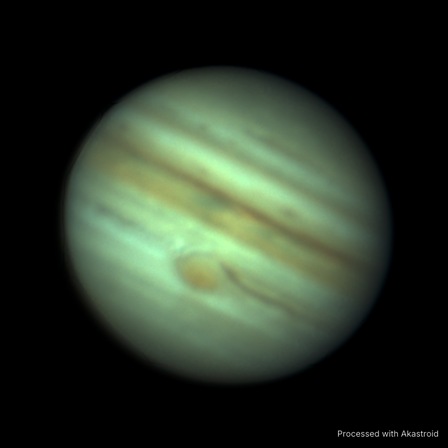 Jupiter with its cloud belts and the Great Red Spot, stacked and sharpened in Akastroid