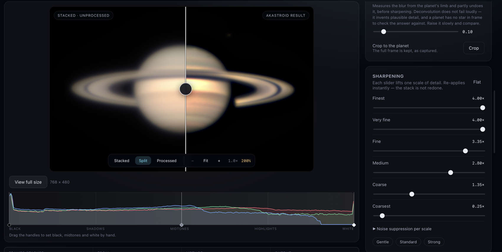 Akastroid stacking Saturn: the raw stack on the left, the sharpened result on the right, with the per-scale sharpening sliders that produced it